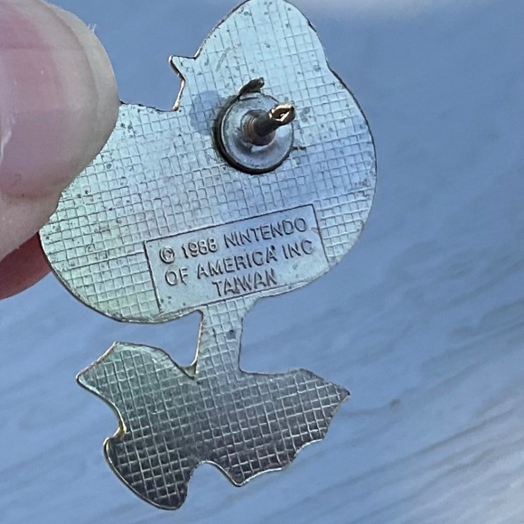 Nintendo Tac Pin 1988 Series A No 14 Fire Flower Collectors New - Picture 3 of 6